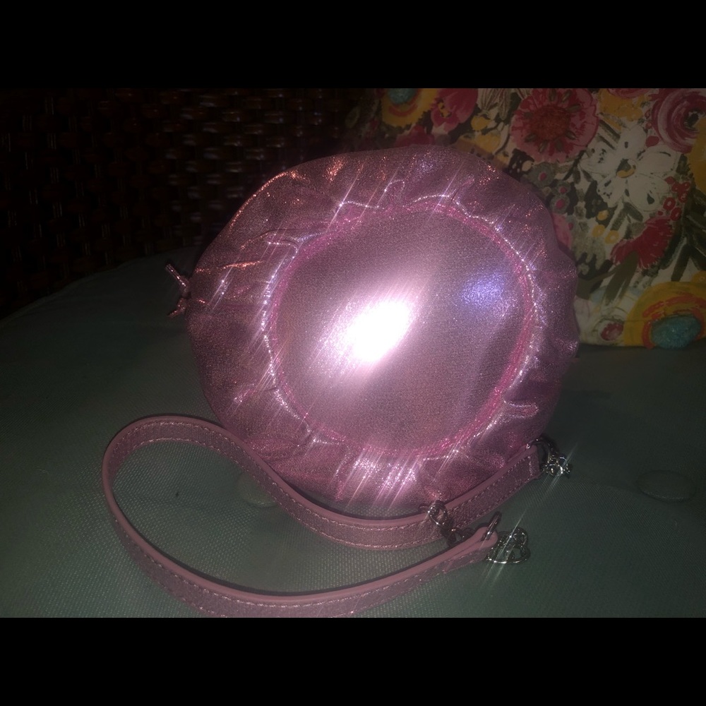 Pink Rosecloud Metallic - Picture 3 of 7
